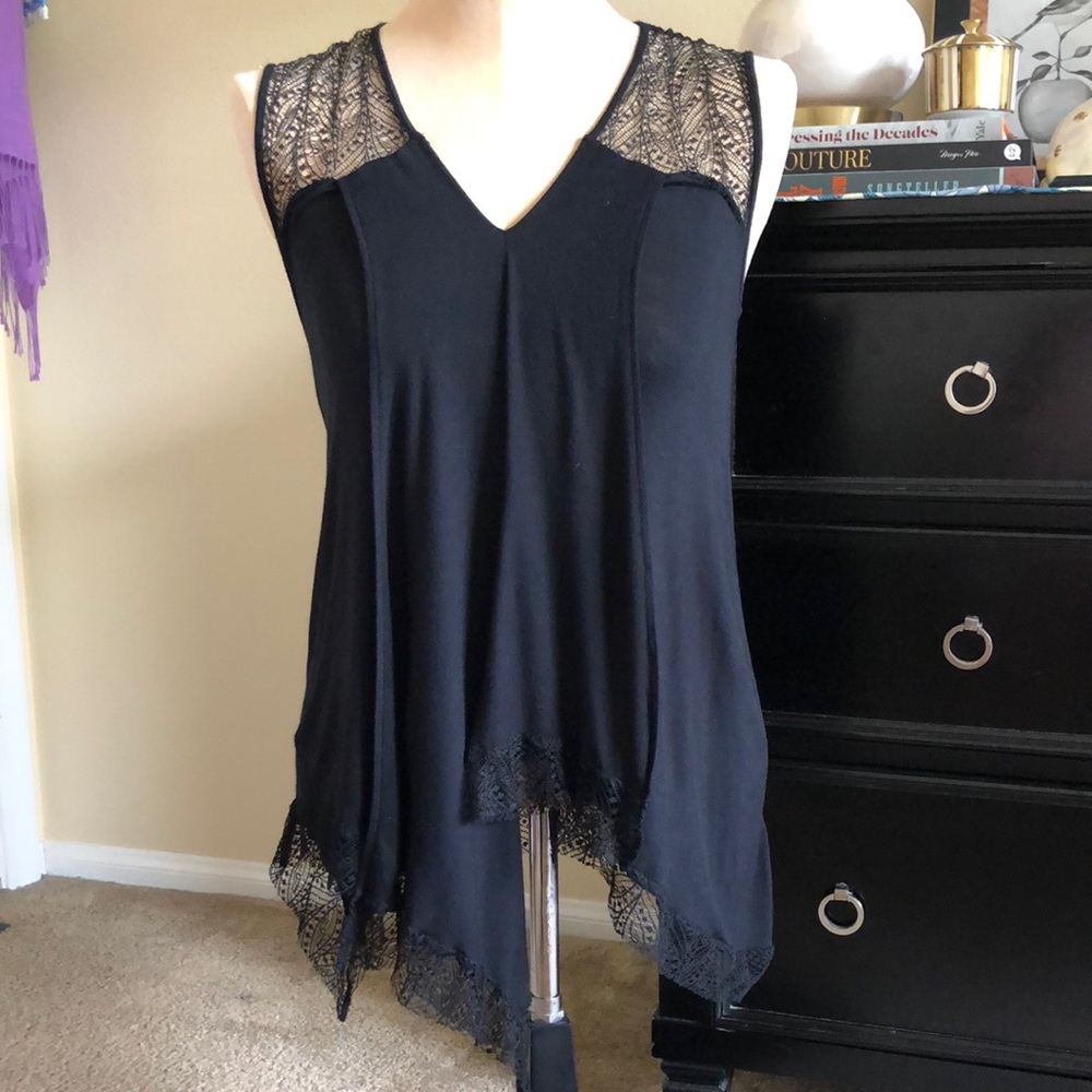 Signature Collection Scarf Hemline Lace Tunic